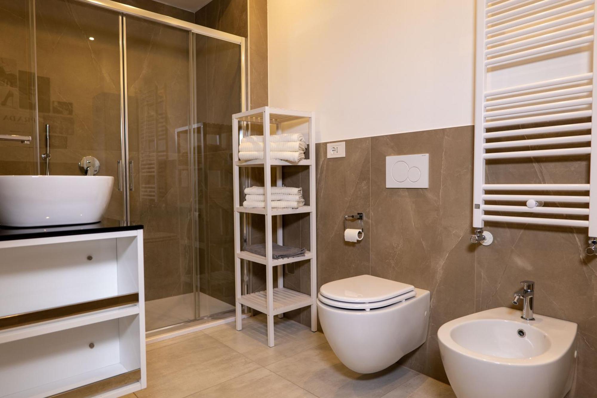 La Casa Sul Naviglio Di Debora Apartment Milan Exterior photo
