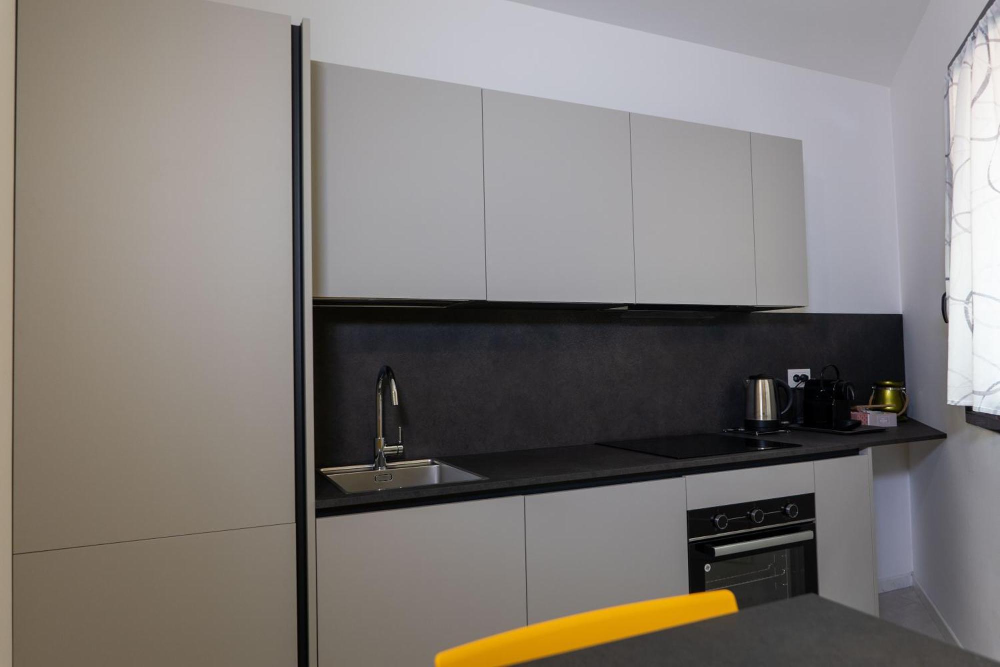 La Casa Sul Naviglio Di Debora Apartment Milan Exterior photo